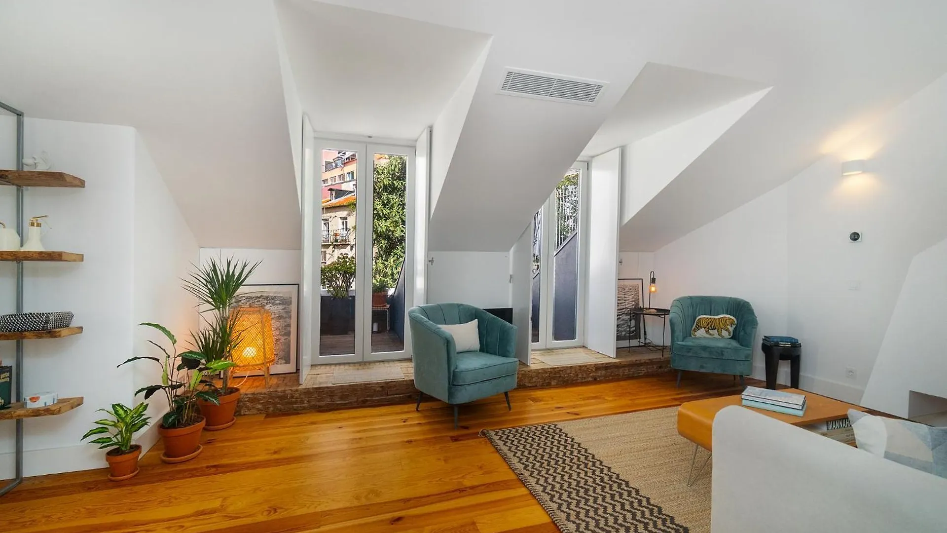 Whome Ultimate Lisbon Stay! Mid-Term Duplex With Terrace