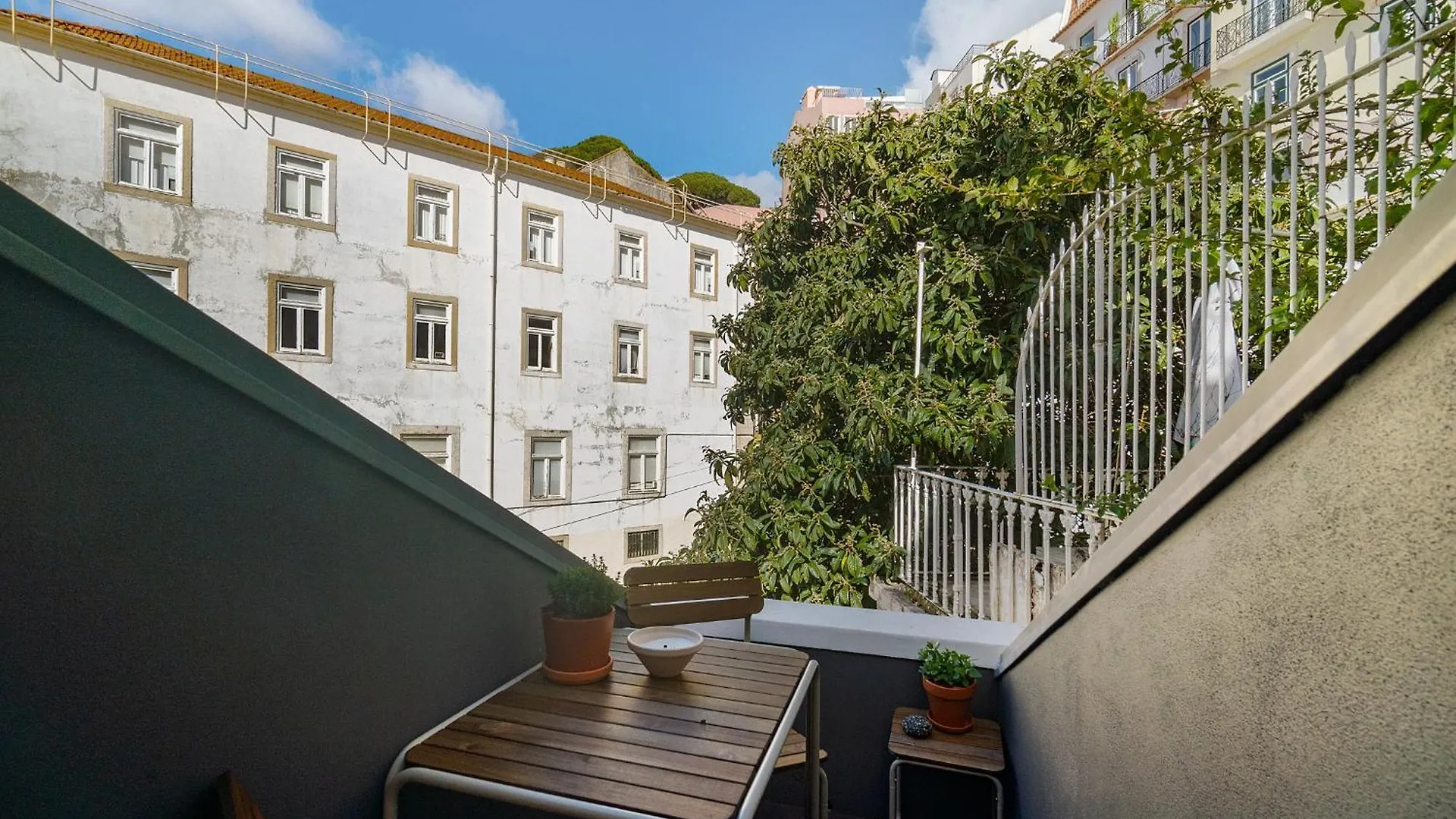 Whome Ultimate Lisbon Stay! Mid-Term Duplex With Terrace 0*,