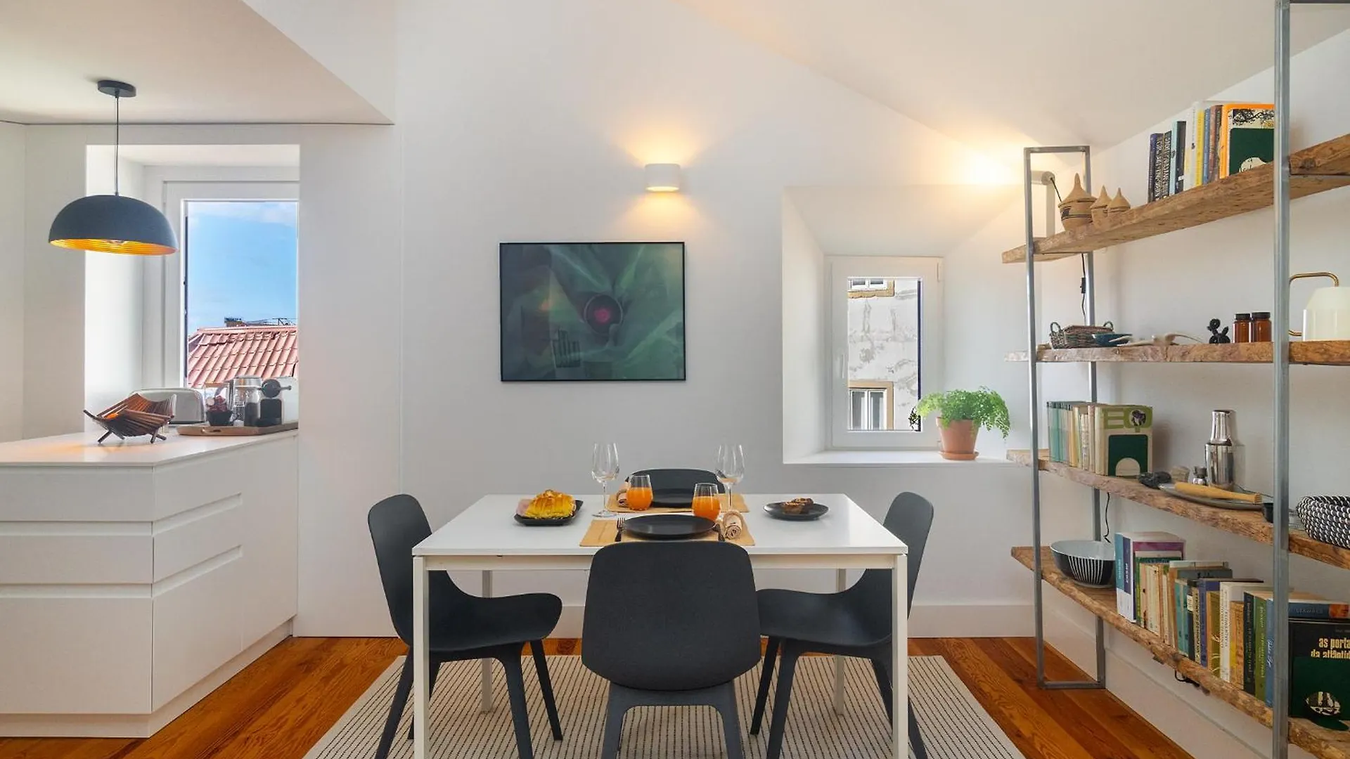 Whome Ultimate Lisbon Stay! Mid-Term Duplex With Terrace 0*,  Portugal