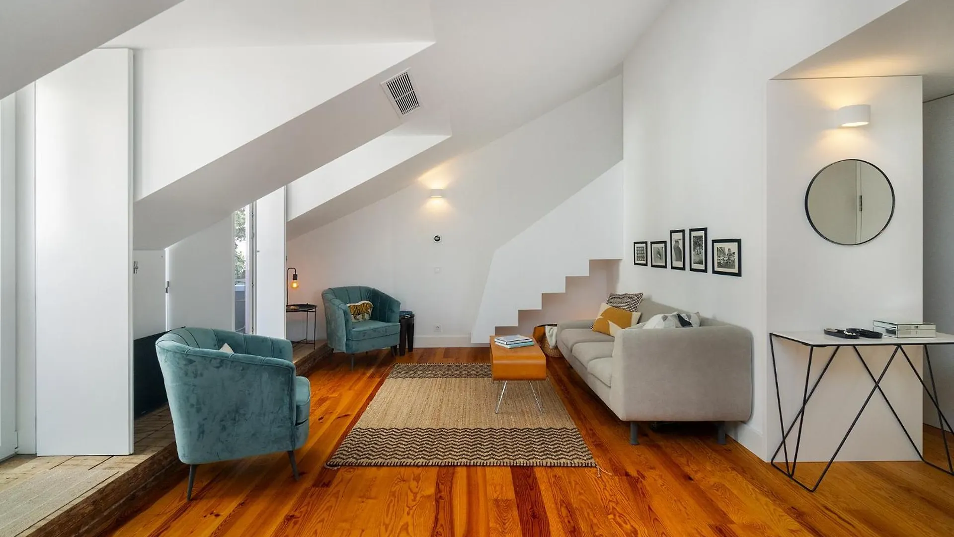 Whome Ultimate Lisbon Stay! Mid-Term Duplex With Terrace Lejlighed